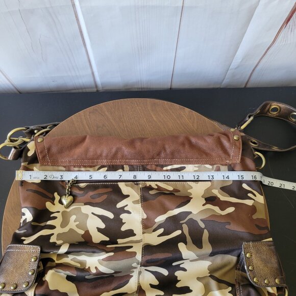 Kathy Van Zeeland Brown Camouflage Shoulder Bag.  Hobo Style camo print purse - Picture 14 of 16